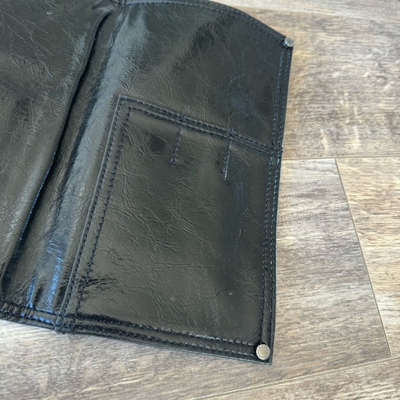 BCBGMAXAZRIA Black Tri-Fold Faux Leather Clutch/Pouch - Y2K Style - Picture 4 of 13